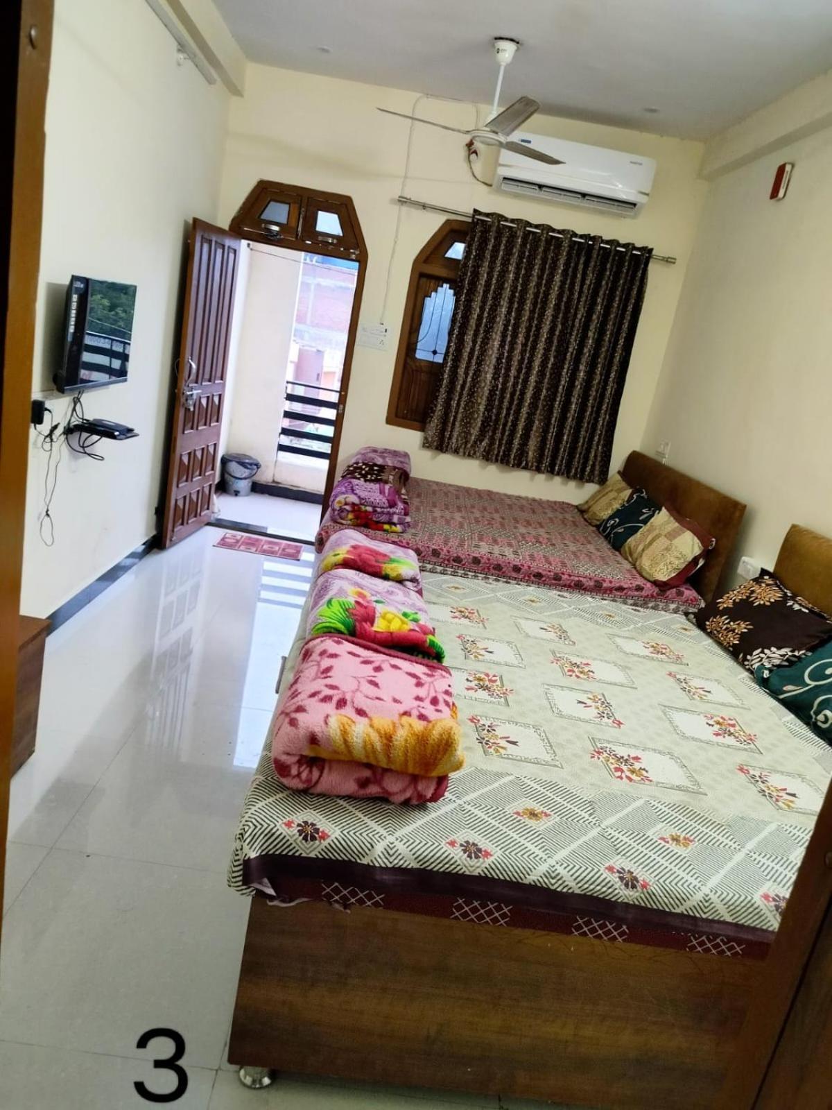 Hotel Maruti Palace Ujjain Extérieur photo
